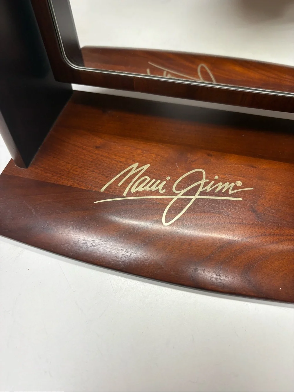 Maui Jim Men’s Sunglasses Brown Frame with Gray Lenses & Maria excellent quality
